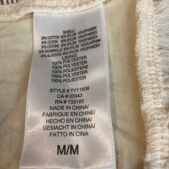 Anthropologie Eri+Ali Ruffle Lace Ivory Top Size M - Picture 5 of 5